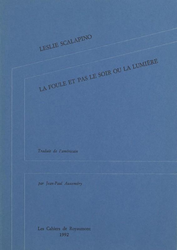 La foule et pas le soir ou la lumière